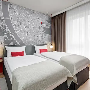 Intercityhotel Otel